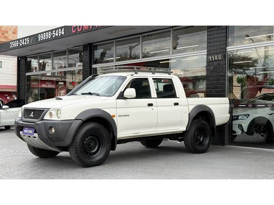 MITSUBISHI L200 SAVANA 2.5 4X4 CD 8V TURBO DIESEL 4P MANUAL MITSUBISHI L200 SAVANA 2.5 4X4 CD 8V TURBO DIESEL 4P MANUAL